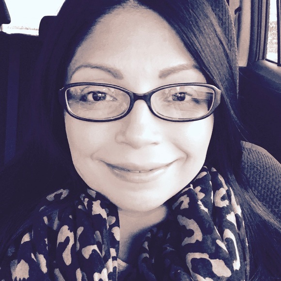 Meet your Posher, Jen - Picture 1 of 1